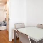 Guesthost - Cozy In The Heart Of Daire Ravenna