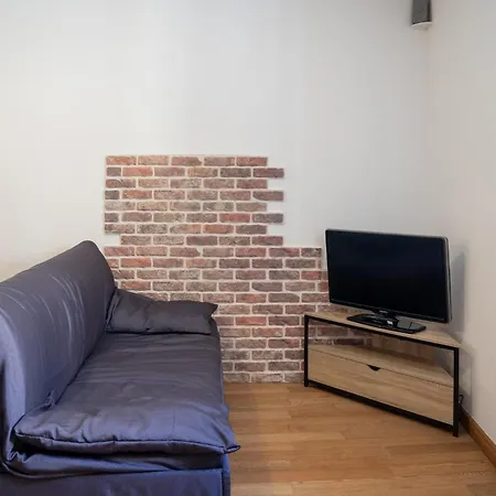 Apartment Guesthost - Cozy In The Heart Of